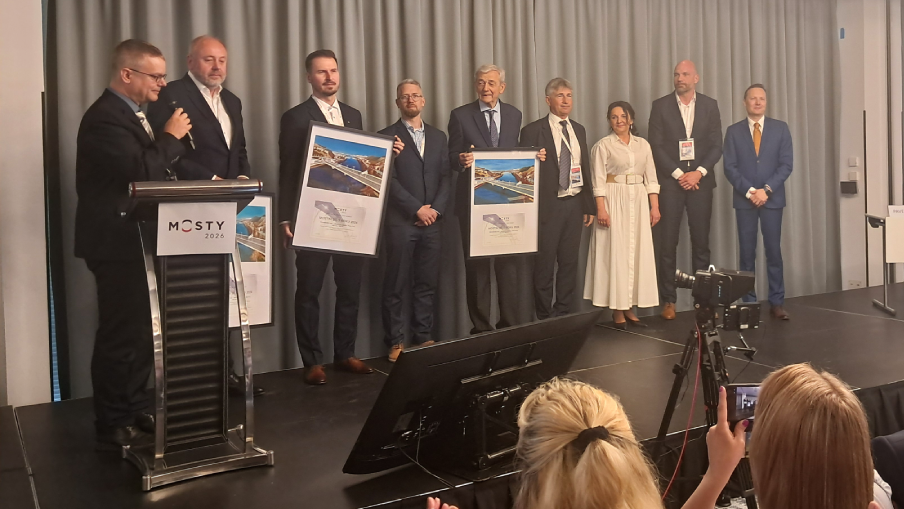 Předávání ocenění v kategorii Mostní dílo roku 2024 za Barrandovský most.