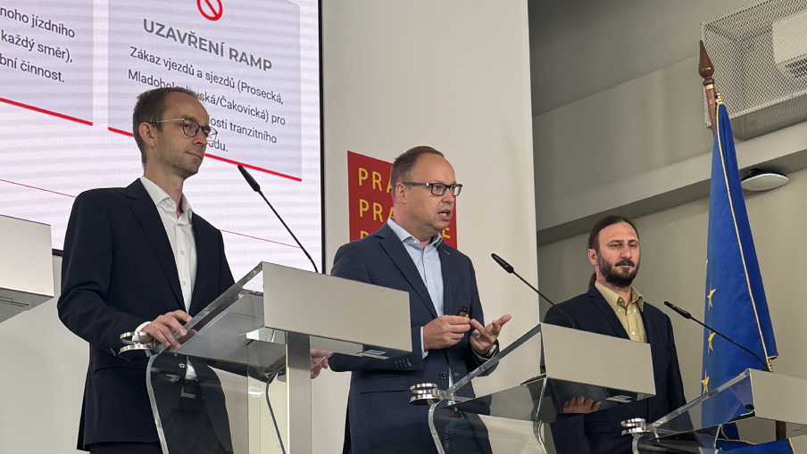 Tisková konference k rekonstrukci komunikace Kbelská v Praze.