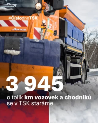 TSK je připravená na zimní údržbu. ❄️

TSK má od Rady hlavního města Prahy schválený Plán zimní údržby komunikací pro nadcházející zimní období, které potrvá od 1. listopadu 2025 do 31. března 2026. 

ℹ️ O pražské silnice i chodníky se budeme starat podle jejich významu pro dopravu a obyvatele města. Jsou proto rozdělené do několika kategorií s přesně stanovenými časovými limity pro ošetření.

🚗 Motoristické komunikace (celkem 2 192 km):
I. pořadí: 1 378 km (časový limit pro ošetření do 2, resp. 4 hodin od výjezdu),
II. pořadí: 500 km (časový limit do 12 hodin),
III. pořadí: 313 km (časový limit do 48 hodin po ošetření I. a II. pořadí).

🚶‍♀️ Nemotoristické komunikace a chodníky (celkem 1 753 km):
1. pořadí: 1 063 km (ošetření do 12 hodin),
2. pořadí: 690 km (ošetření do 17:00 následujícího dne po údržbě 1. pořadí).

Údržbu řídí Centrální dispečink TSK, který mimo jiné využívá data z 23 meteorologických stanic a moderní systém sledování pohybu vozidel údržby (AVL). 💻

#TSKPraha #TSK #Praha #zima #udrzba #silnice #chodniky