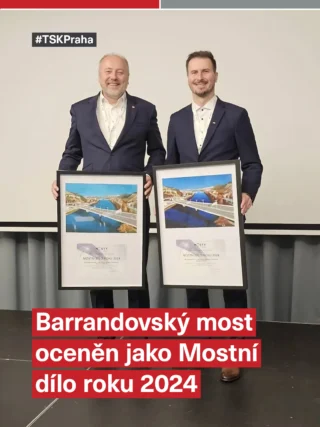 🏆 Barrandovský most získal ocenění Mostní dílo roku 2024!

Komplexní rekonstrukce jedné z nejdůležitějších pražských dopravních tepen získala prestižní ocenění Ministerstva dopravy ČR na sympoziu MOSTY 2026.
Pro TSK je to potvrzení, že náročná modernizace Barrandovského mostu proběhla na špičkové technické úrovni. Velké poděkování proto patří všem, kteří se na projektu podíleli – od projektantů přes zhotovitele až po celý realizační tým. 👏
Děkujeme také veřejnosti za trpělivost během prací. Rekonstrukce Barrandovského mostu znamená hlavně bezpečnější a spolehlivější provoz na další desetiletí.