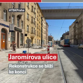 🚧 Pokračujeme v rekonstrukci Jaromírovy ulice.

Práce navazují na předchozí etapy z minulých let a jejich cílem je postupně proměnit tuto důležitou komunikaci tak, aby byla bezpečnější a komfortnější pro všechny její uživatele.

V rámci rekonstrukce projde obnovou vozovka i chodníky v celé šířce ulice (mimo tramvajový pás). Součástí projektu je také úprava parkování.

Aktuálně probíhají práce na rekonstrukci chodníků a parkovacích stání v úseku od křižovatky s ulicí Nezamyslova směrem ke křižovatce Na Folimance.

📍 Opravy potrvají do konce srpna 2026.

#TSK #jaromirova #nusle